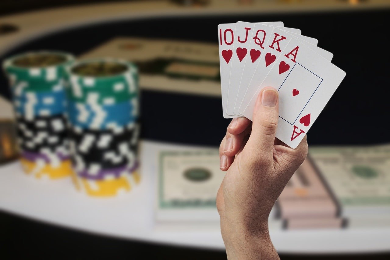 Payment flow diagram: DANA, QRIS, bank transfer to Mahjong Ways play